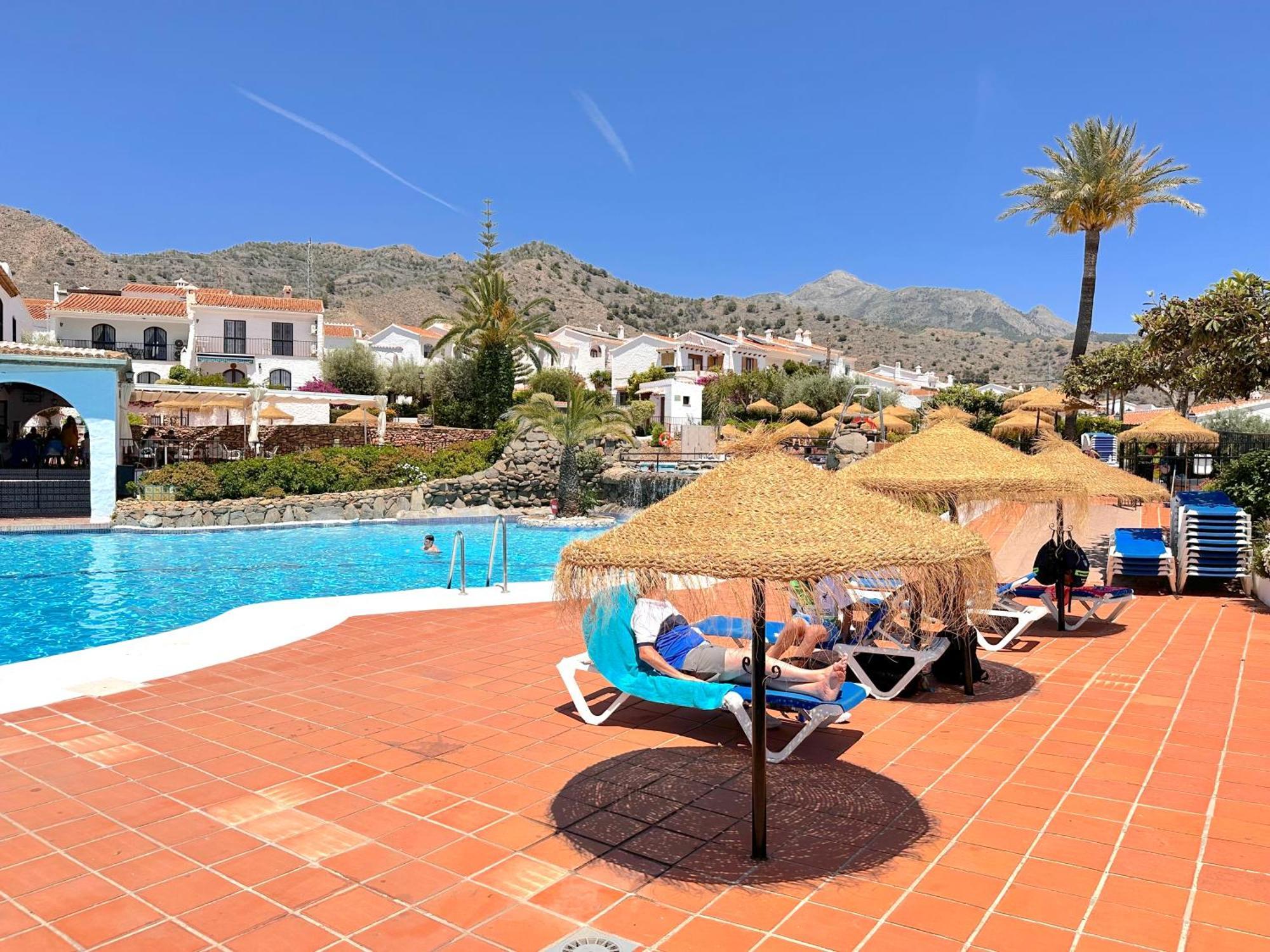 Los Naranjos 11B Capistrano Casasol 네르하 외부 사진